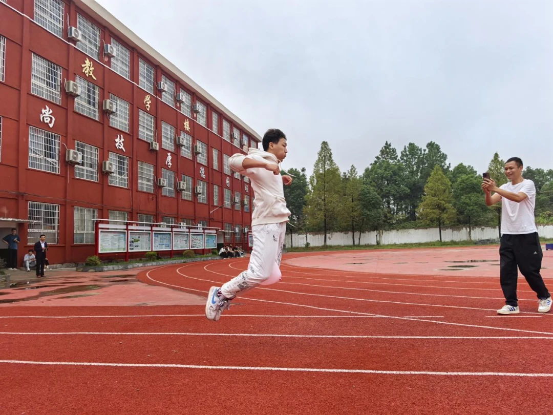 如何通过模拟比赛提升分卫实战经验_2
